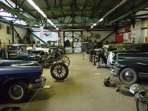 Ломаковский музей старинных автомобилей и мотоциклов