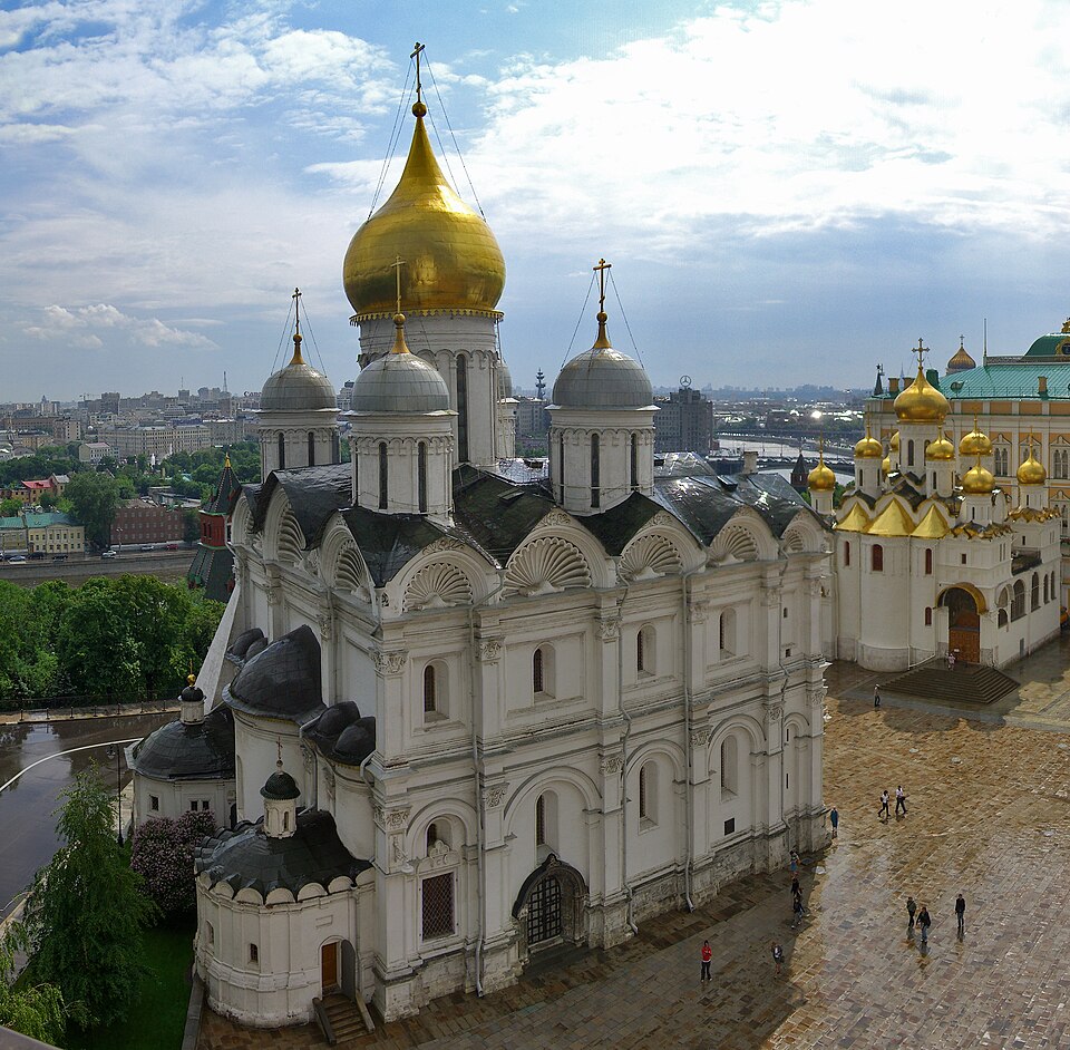 Соборы Кремля